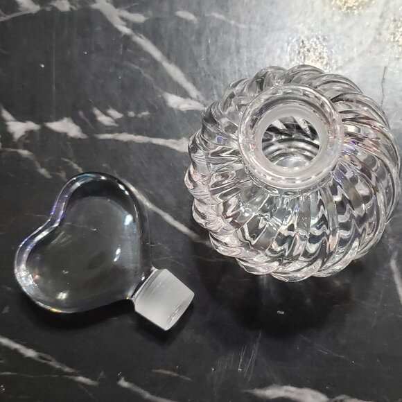 Vintage  Crystal Perfume Decanter. 5" tall. - Picture 4 of 5